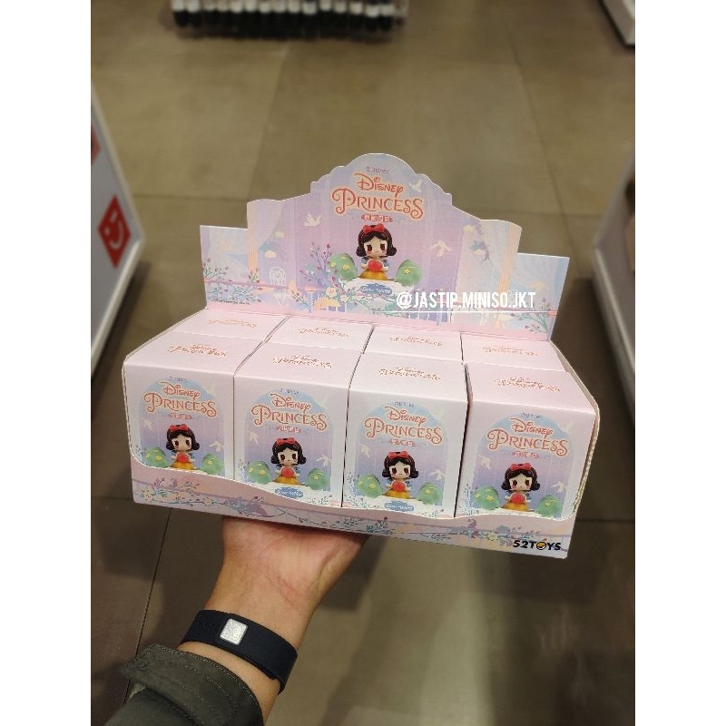 Figura De Caja Ciega Miniso Vacaciones De Princesas DISNEY Hay 8