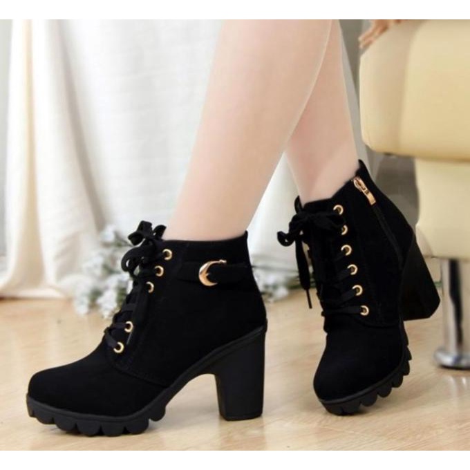 Botas con discount tacones de mujer