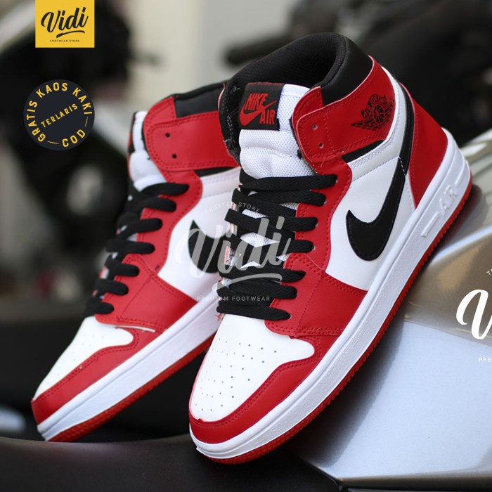 Jordan retro 1 rojo cheap con blanco