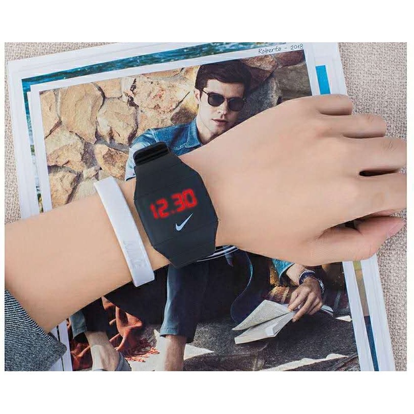 Reloj nike 2018 sales