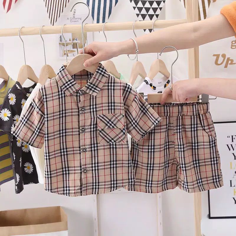 Camisas burberry 2025 para niños