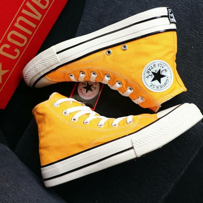 Converse best sale color amarillo