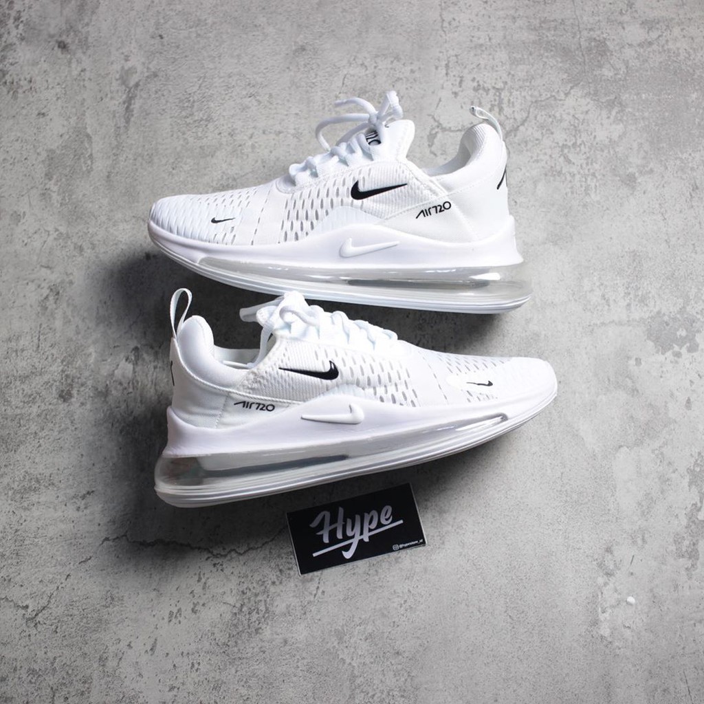 Air max 720 store blanco y negro