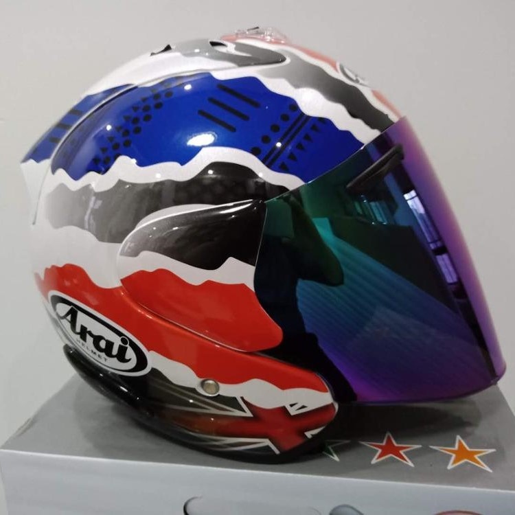 Casco De Media Cara ARAI 3/4 Abierta Moto