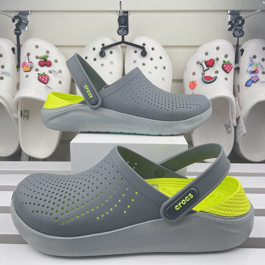 Crocs azul online cielo