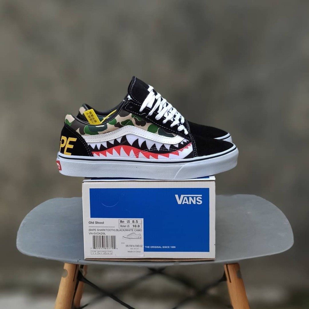 Tenis vans bape discount shark