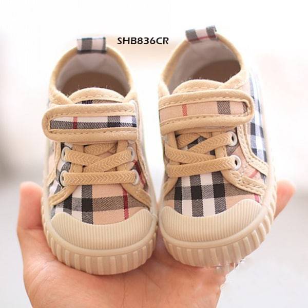 Burberry shop infantil zapatillas