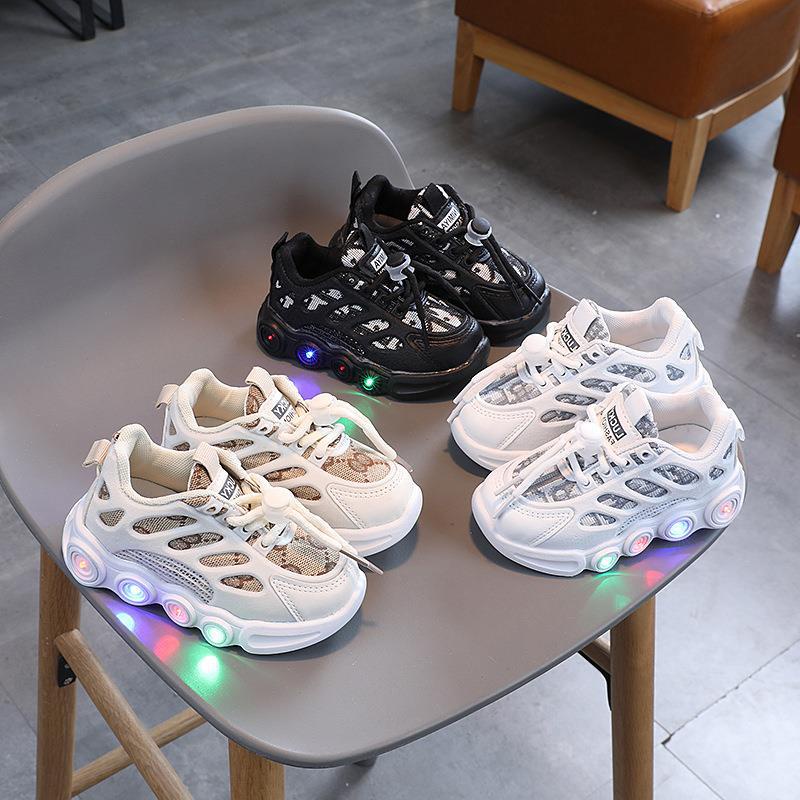 Zapatillas con led online para niños