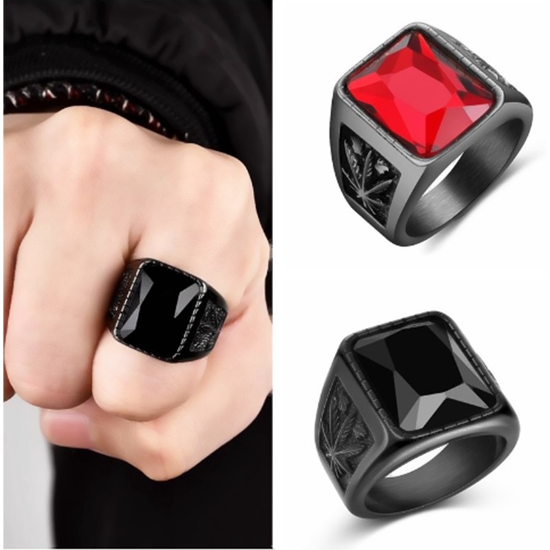 Anillo negro con online piedra roja