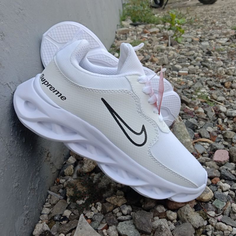 Nike suprem zapatos para correr Nike supreme blanco ltima moda