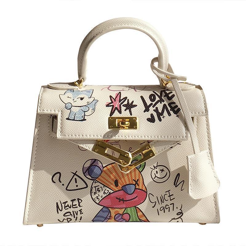 ❤ Mujer Bolso De Embrague Hong Kong MkJars Graffiti Oso Bolsa De Mensajero  2022 Primavera Hombro Almohada