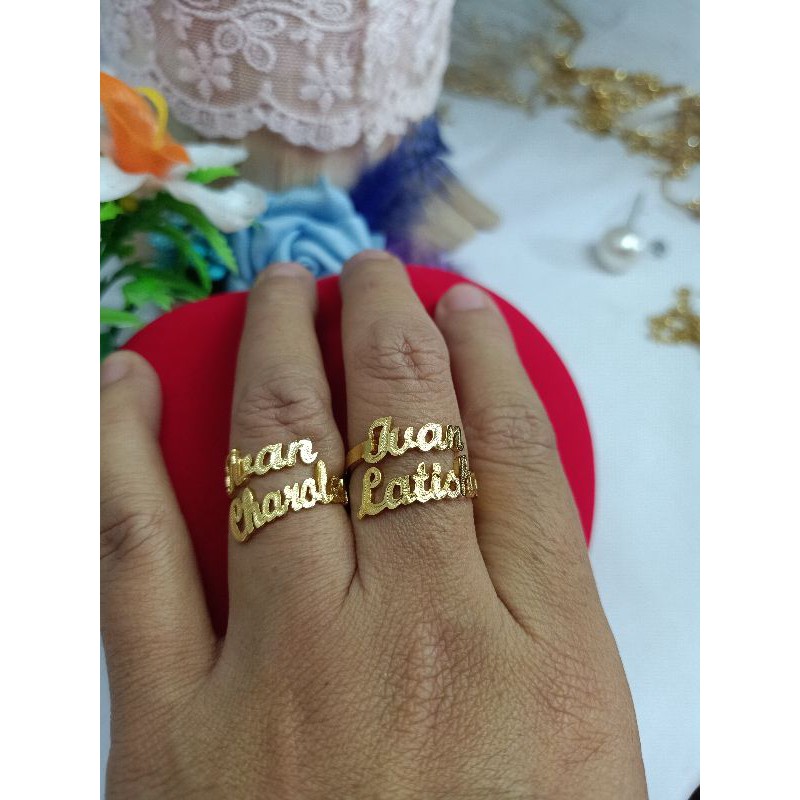 Anillos con el nombre en oro new arrivals