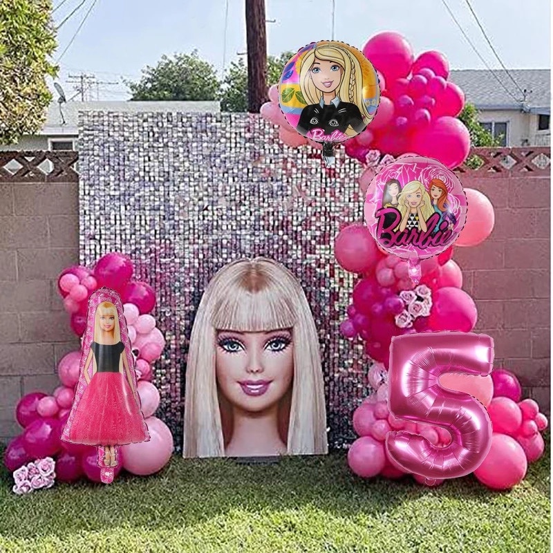 DECORACIÓN PARA FIESTA TEMÁTICA TIPO BARBIE CON GLOBOS ROSAS