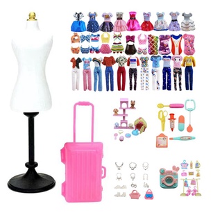 Venta Caliente Moda 60 Art culos Lote Ni os Juguetes Accesorios 1 Soporte Random 15 Ropa Vestido Traje De Ba o 44 Mini Cosas Para Barbie