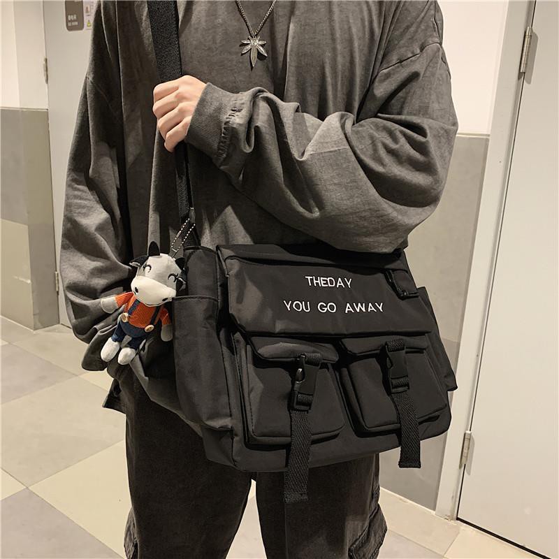 Bolso De Mensajero Hombre ins Moda Pequeño Hombro De Los Hombres Desgaste  De La Calle Estilo Japonés Diagonal Estudiante Simple Casual Mochila  Pequeña