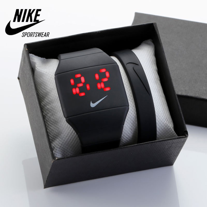 Diploma Discrepancia Aventurarse Reloj electrónico para hombre Nike Sport Led / Simple | Shopee Colombia