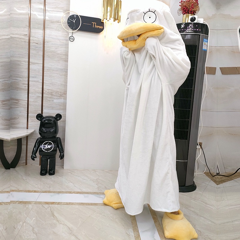 Foto: Valentino: estampas étnicas misturadas, conjuntinho tipo pijama e  camisa de renda, trends importadas do guarda-roupa feminino para o  masculino - Purepeople