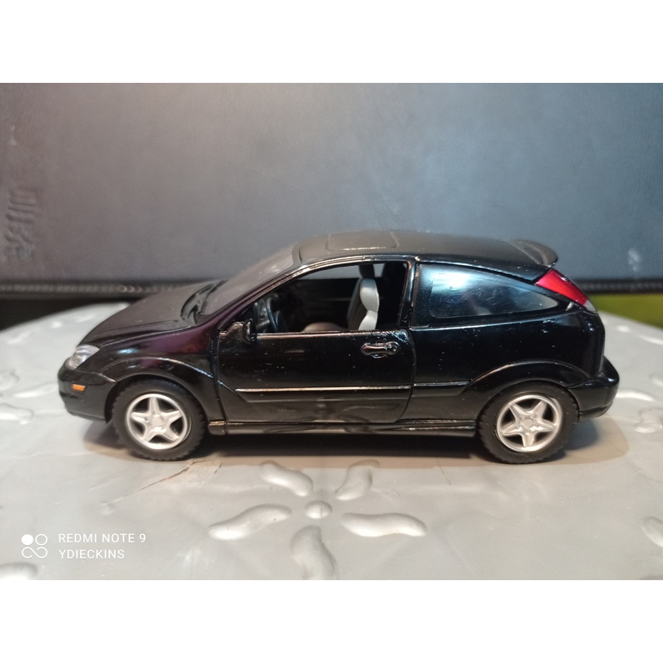 Kinsmart Ford SVT Focus Diecast negro Shopee Colombia