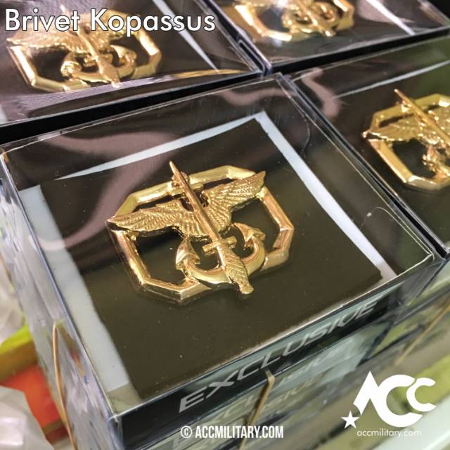 Brevet Emblema Boina KOPASSUS Brivet Pin Ala | Shopee Colombia