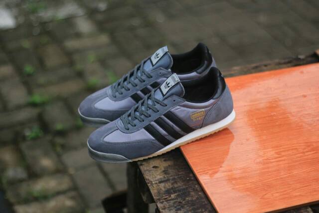 Adidas Dragon gris negro Original Indonesian BNWB zapatos