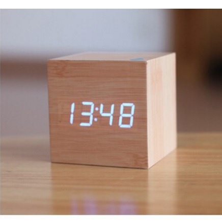 Reloj best sale cubo madera