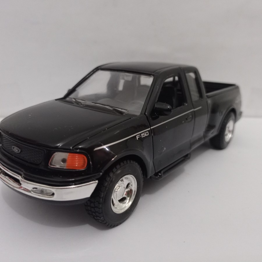 Diecast Ford F-150 Flareside Supercab Pick Up 4x4 black Sport Car Welly ...