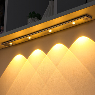 Luz de clóset LED, 48 luces de batería con sensor de movimiento recargable  debajo del gabinete iluminación luz nocturna para clóset, armario, cocina