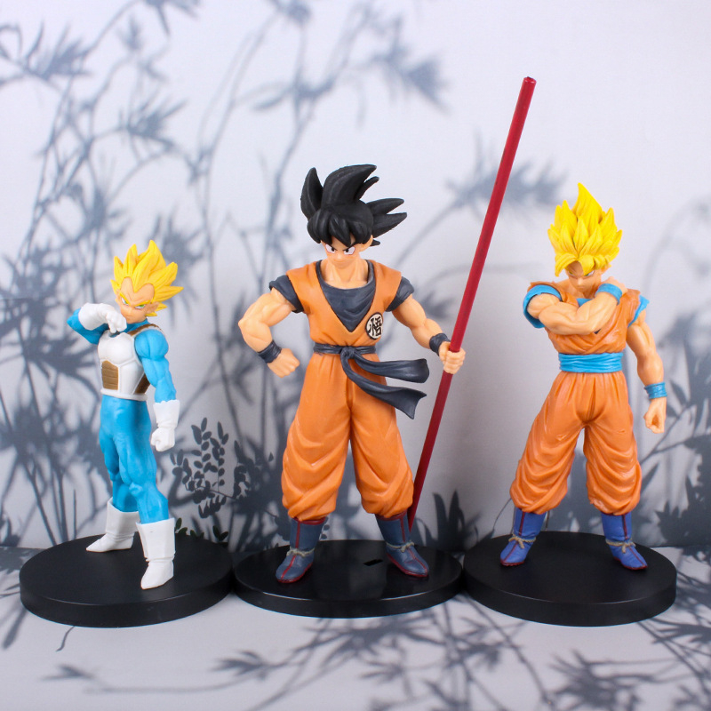 Figuras de goku y vegeta online