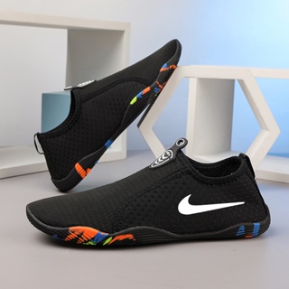 Zapatos cheap acuaticos nike