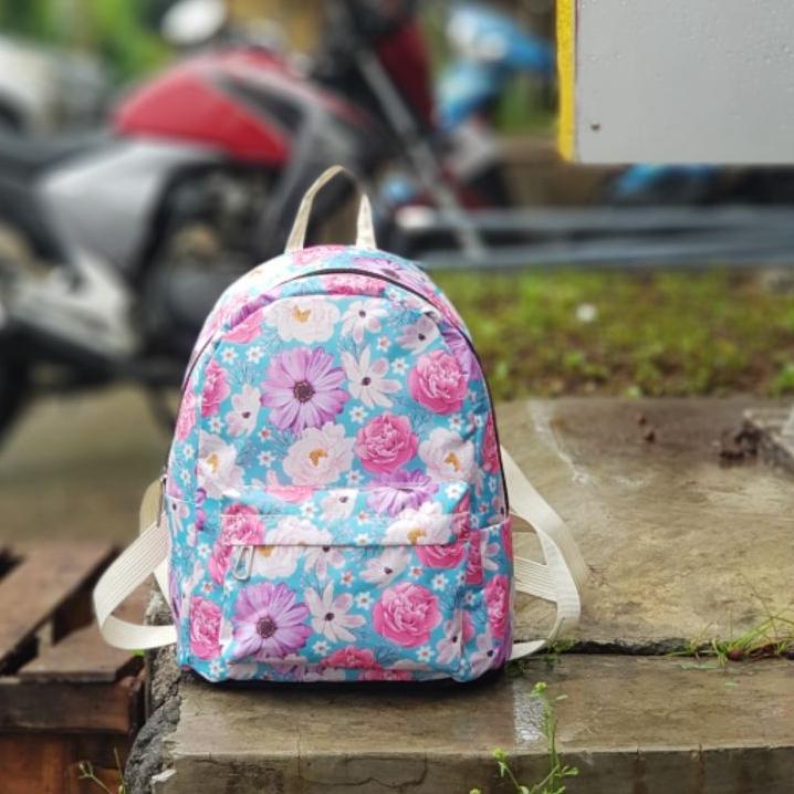 Mochila pequeña flores de mujer I