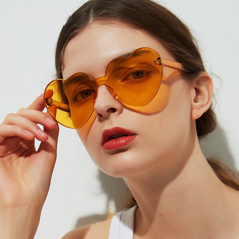 Chica con lentes de sol hotsell