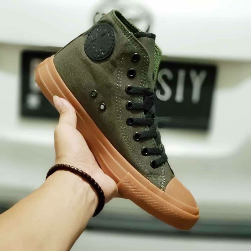 Botas converse 2025 tipo militar