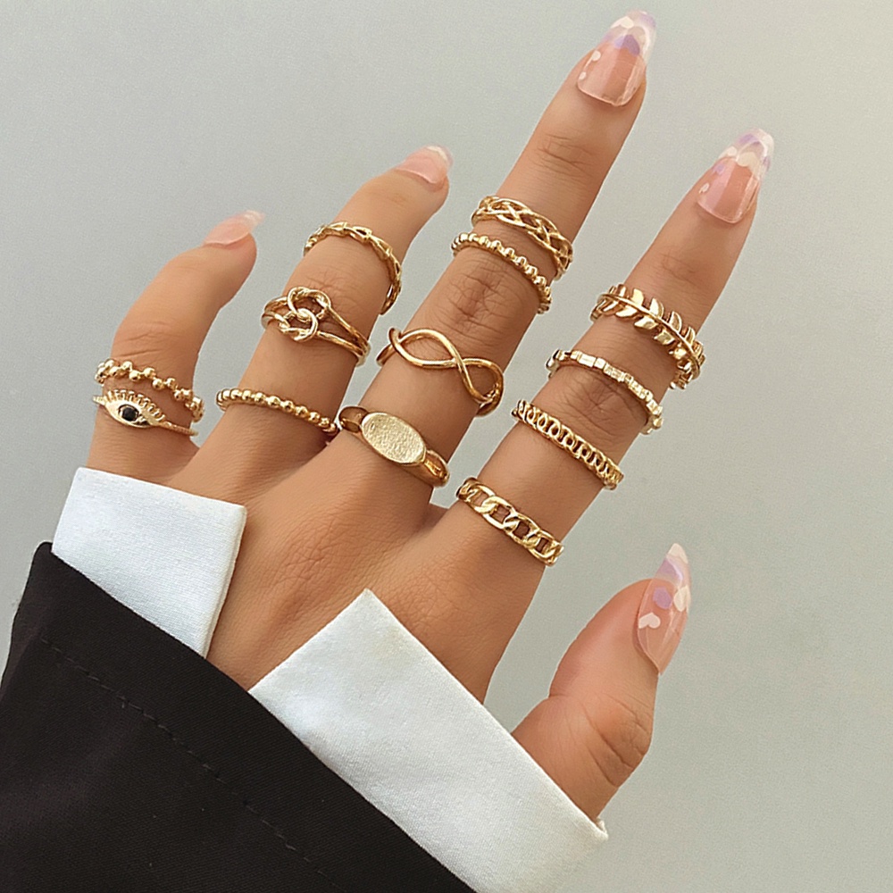 Diseños de anillos online de oro para mujer