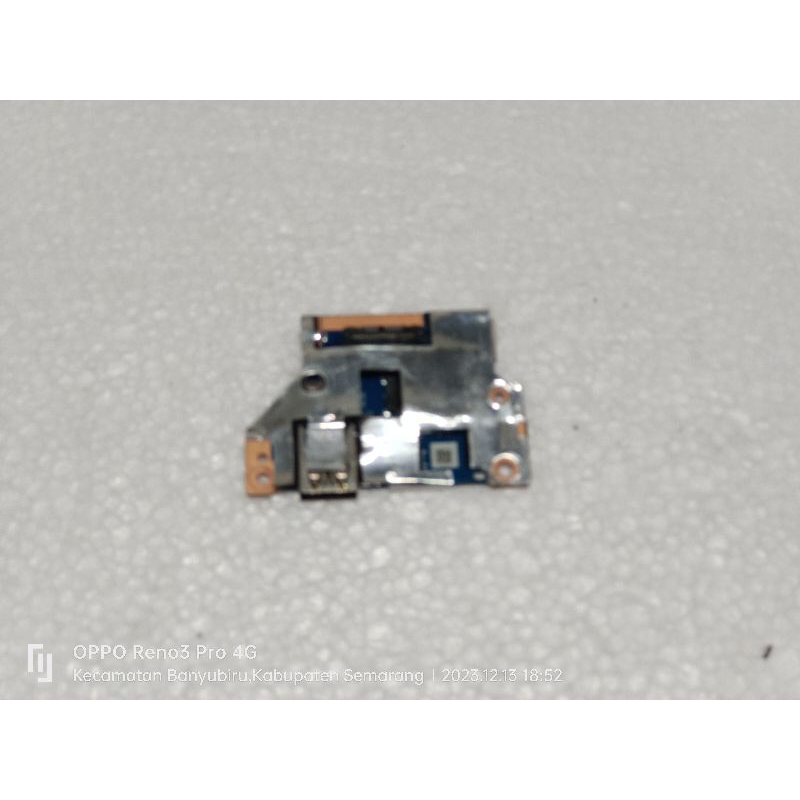 Custodia Poggiapolsi Con Tastiera USA Per ASUS TUF Gaming FA707/FX707 – Usato