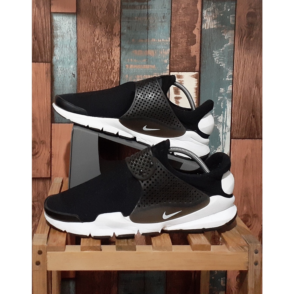 Nike Sock Dart negro segundo zapatos/ Preloved/ Preloved/<Unk