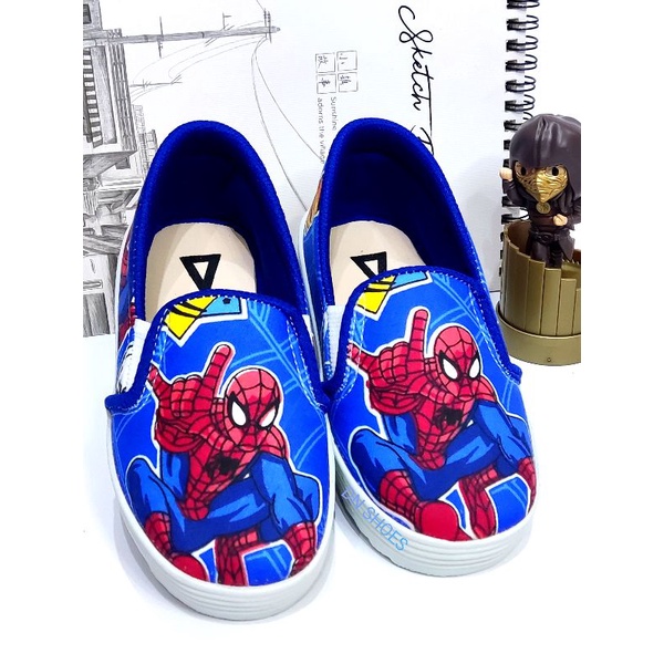 Zapatillas Spiderman (Hombre Araña) Con Luz Led y Cordon - 29 AL 34