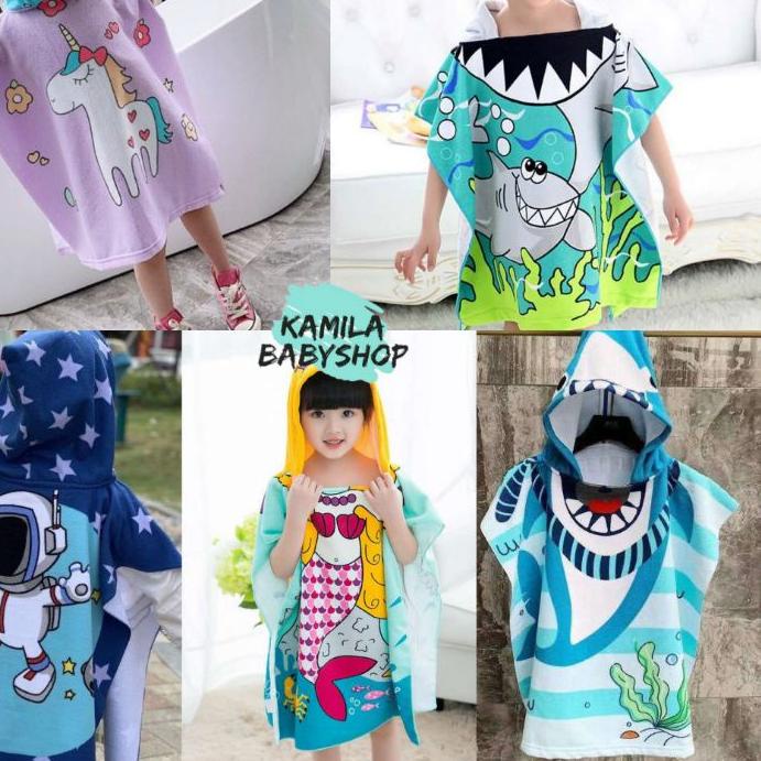 Toalla Poncho infantil personaje