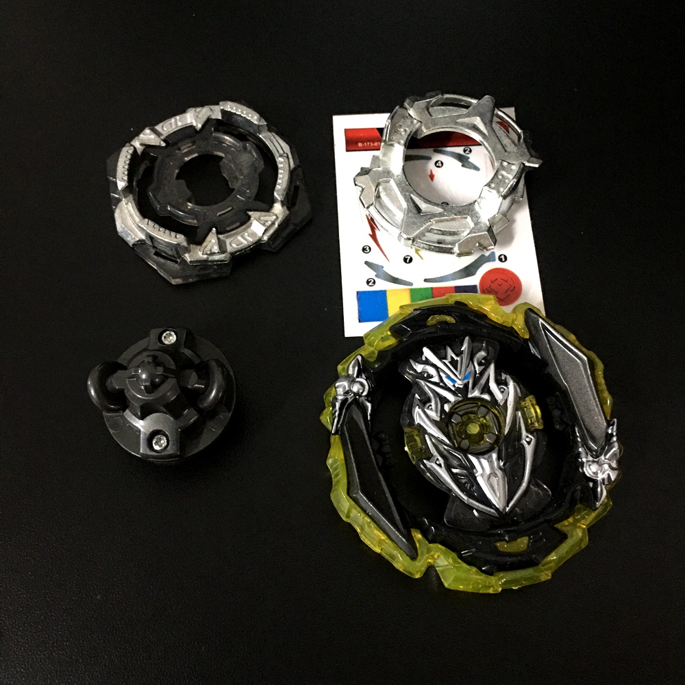 juguetes de beyblade turbo