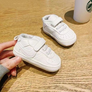 Zapatos vans para outlet bebes 8 meses