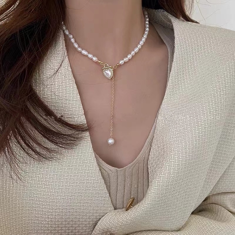 Collar De Concha De Amor De Perlas Francesas Para Mujeres Retro De Lujo  Ligero , Pequeño Y Popular , Cadena De Cuello De Alto Sentido