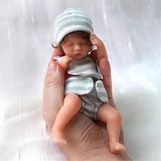 Bebés Reborn: Descubre cómo se hacen las muñecas más realistas.