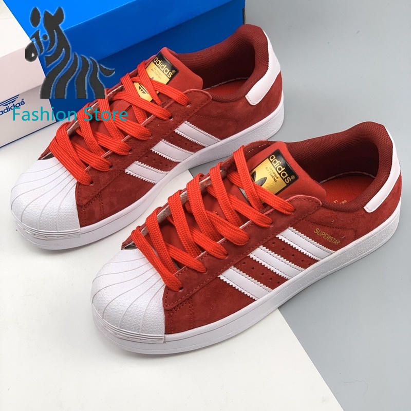 Zapatillas etiqueta online roja