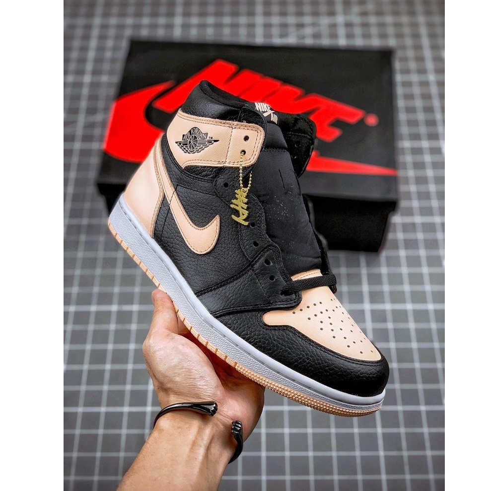 Retro 1 negro online con rosa