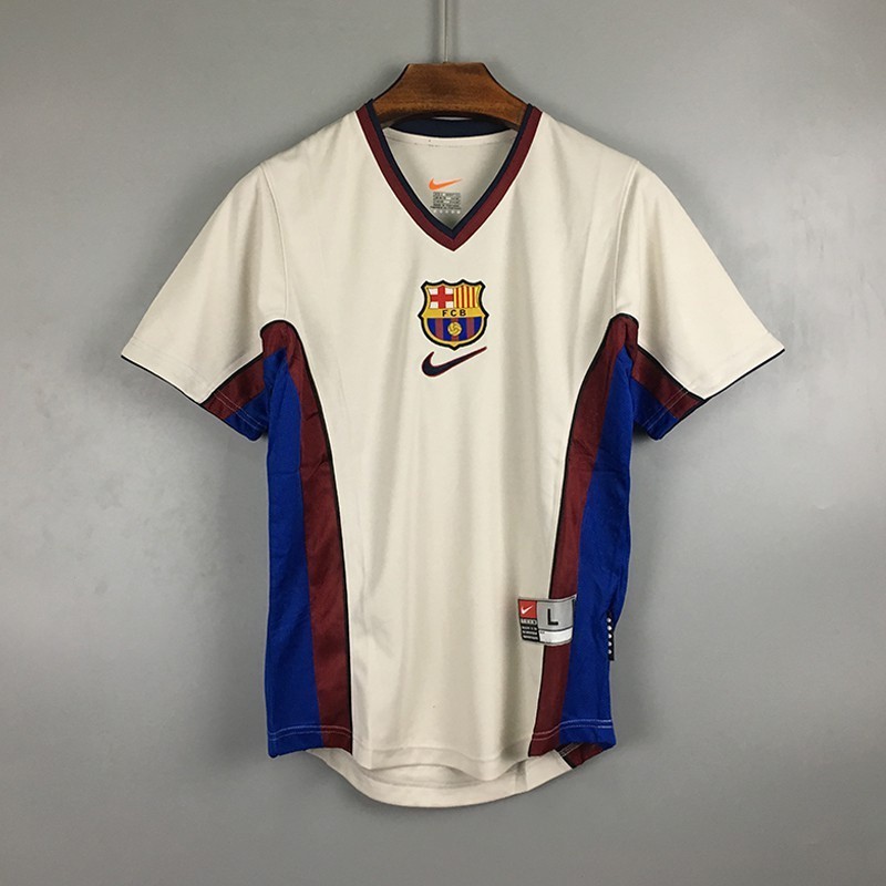 Uniformes de futbol online retro