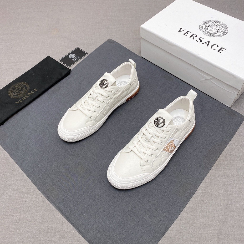 Versace 2024 Primavera Verano Nuevo Estilo Carta En Relieve Zapatos Blancos Hombres Moda Todos Los Partidos De Moda Transpirable Zapatos Casuales Shopee Colombia